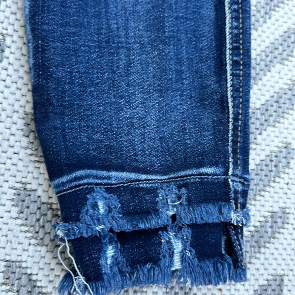 KanCan jeans size 3/25 ESTILO with distressed double  hem - Picture 6 of 11